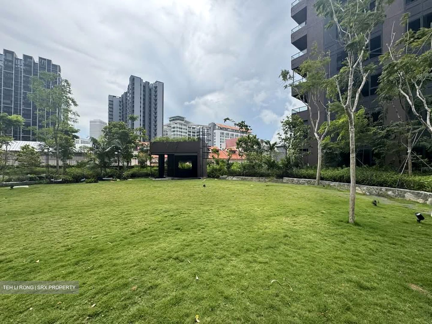 Midtown Modern (D7), Apartment #587174411